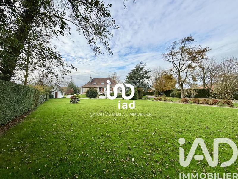 Maison - 220 m² - 8 pièces