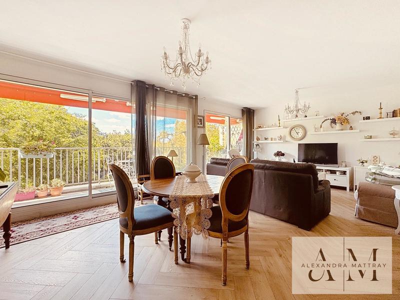 Appartement - 89 m² - 5 pièces