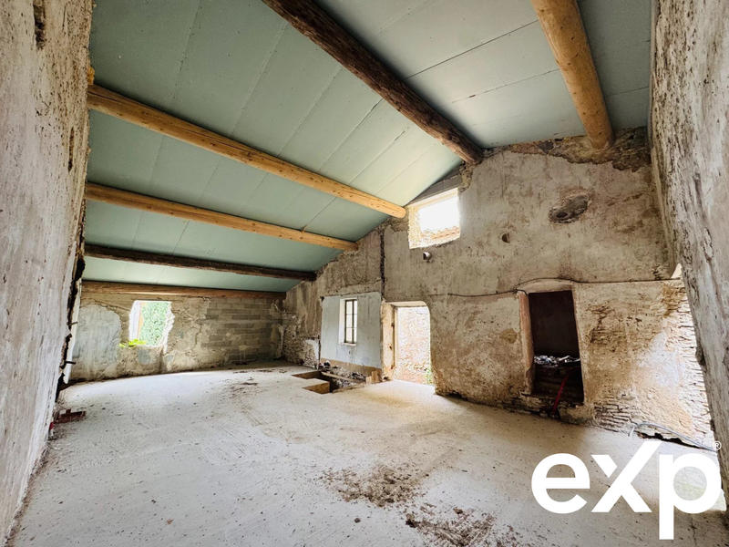 Maison traditionnelle - 251 m² - 5 pièces