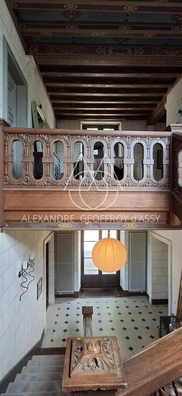 Château - 1 200 m² - 25 pièces