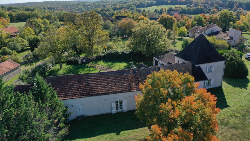 Maison - 285 m² - 7 pièces