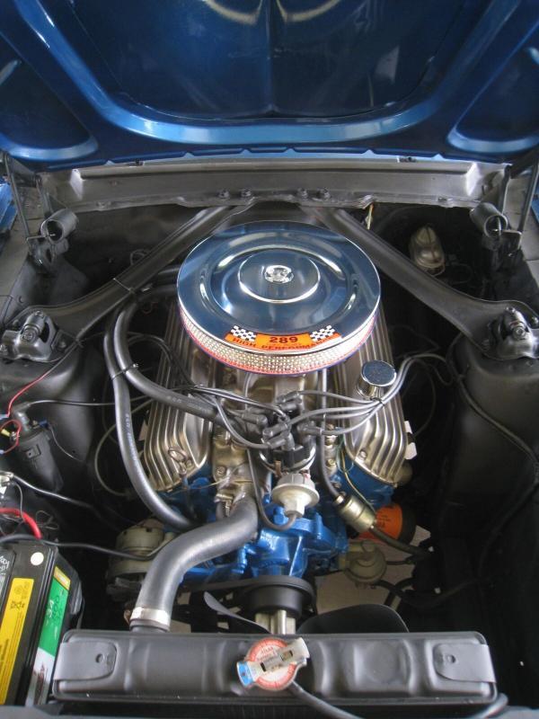 Ford Mustang coupe v8