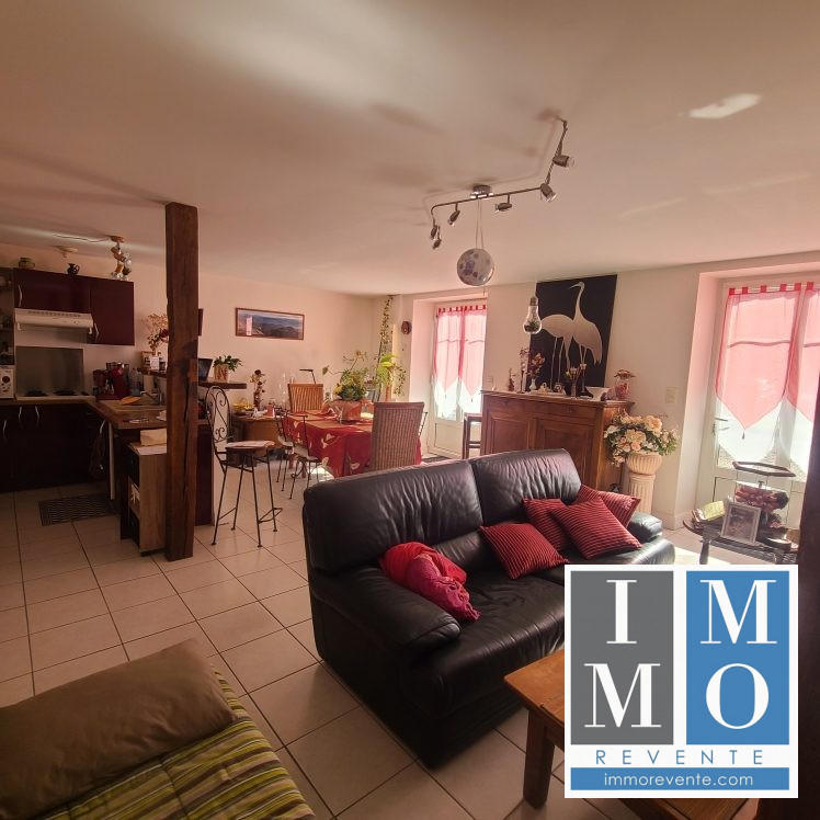 Appartement - 75 m² - 3 pièces