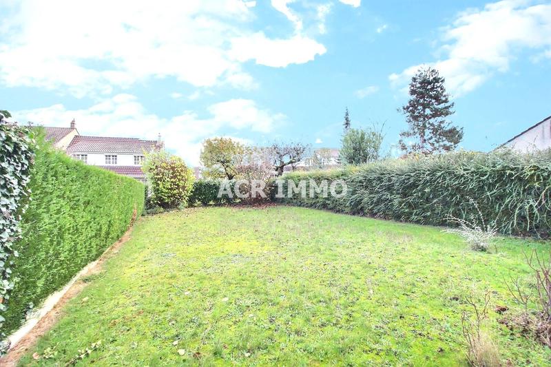 Maison - 110 m² - 6 pièces