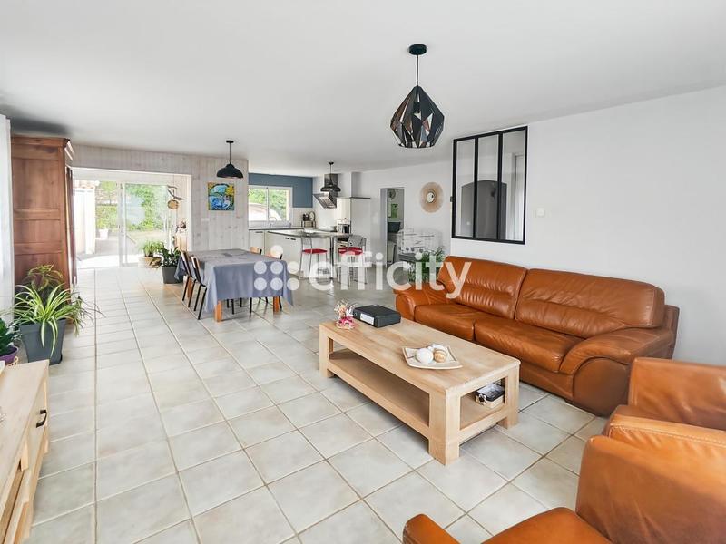 Maison - 110 m² - 4 pièces