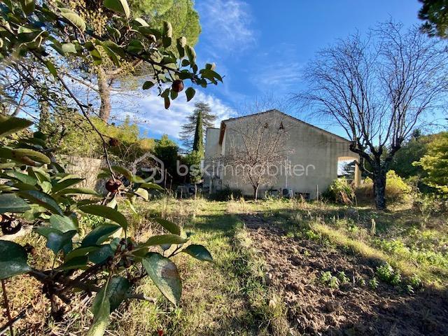 Villa - 260 m² - 7 pièces