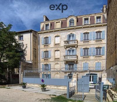 Maison contemporaine - 400 m² - 15 pièces