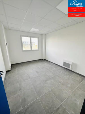 Local commercial - 700 m²