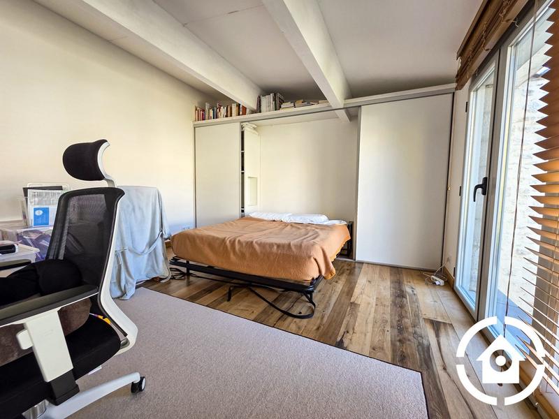 Maison - 310 m² - 8 pièces