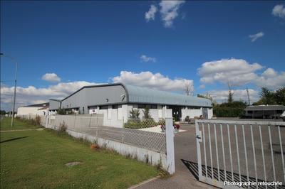 Local d'activités - 1 000 m²