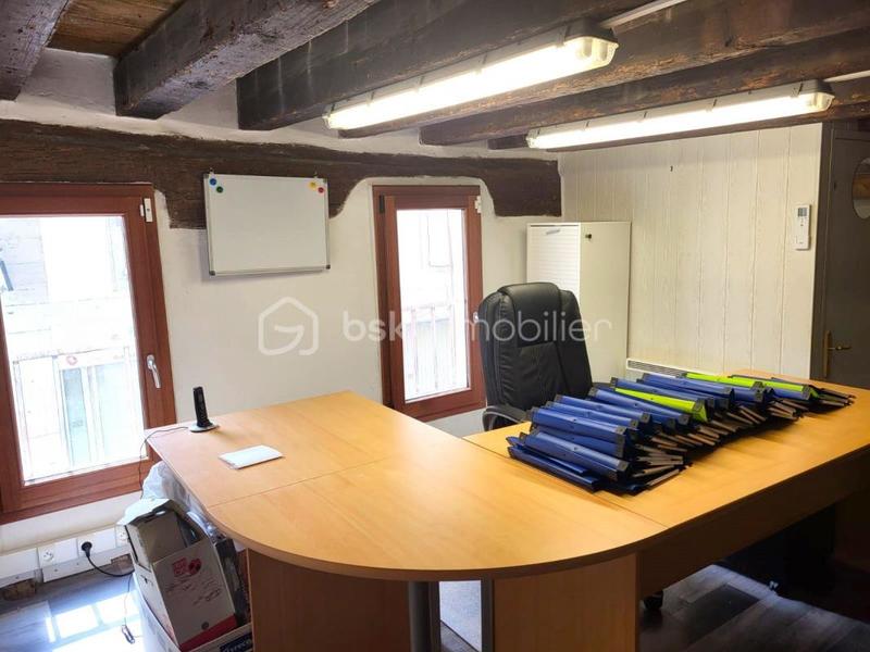 Immeuble - 124 m² - 6 pièces