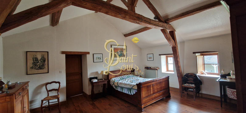 Maison - 265 m² - 8 pièces