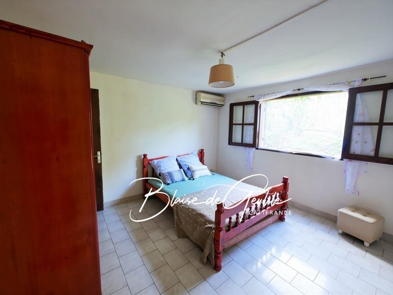 Maison - 159 m² - 7 pièces