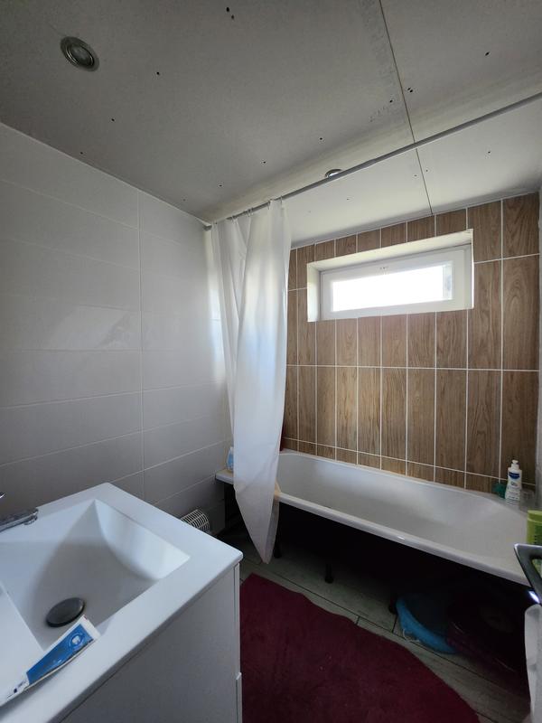 Maison - 163 m² - 9 pièces