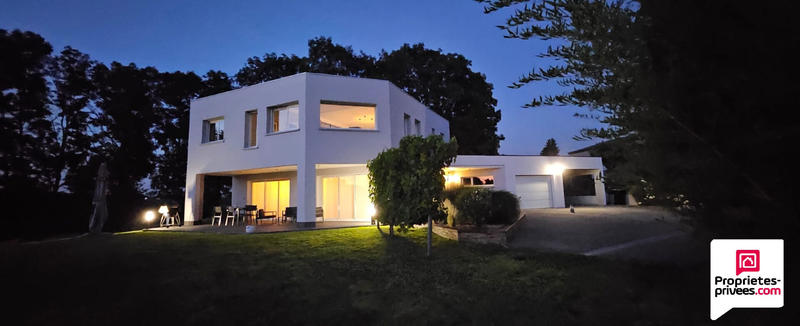 Maison - 162 m² - 6 pièces