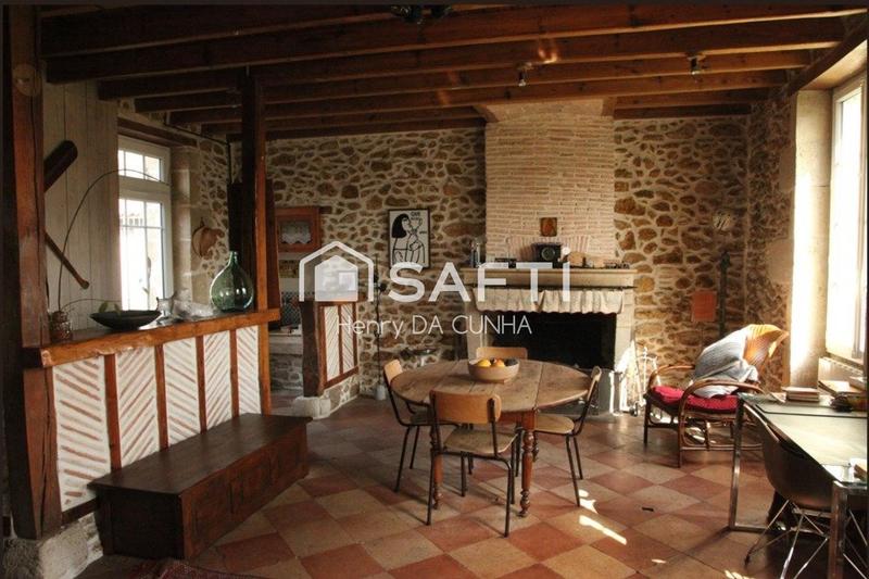 Maison - 180 m² - 7 pièces