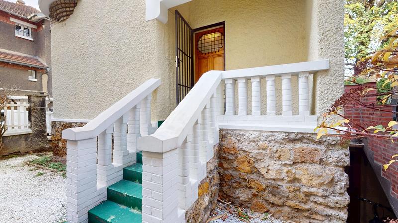 Villa - 185 m² - 6 pièces