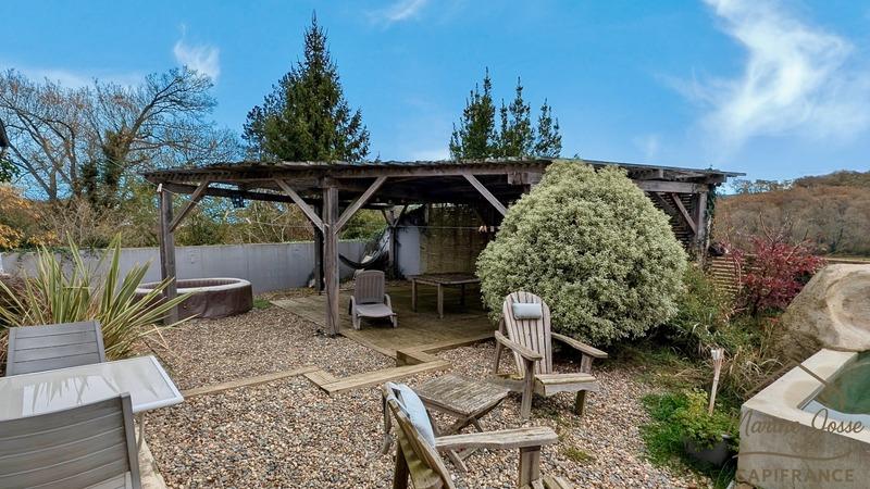 Maison - 187 m² - 7 pièces