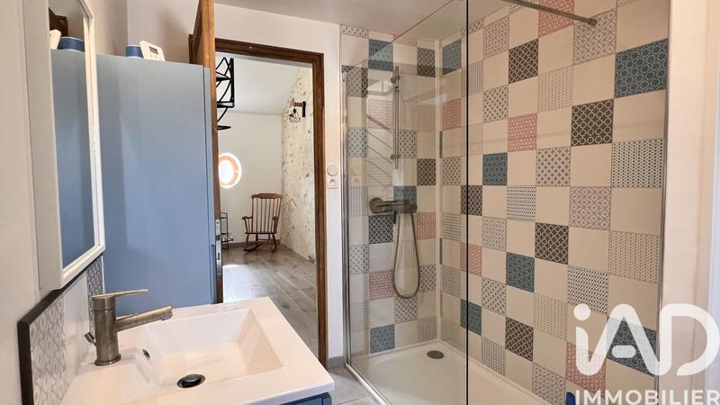 Maison - 200 m² - 6 pièces