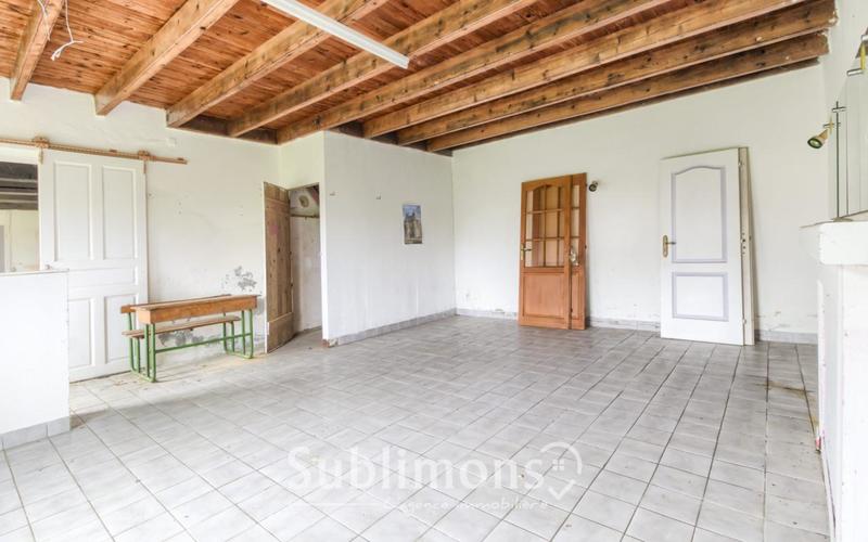 Maison - 300 m² - 6 pièces