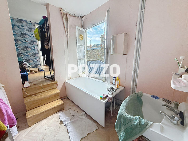 Maison - 151 m² - 6 pièces