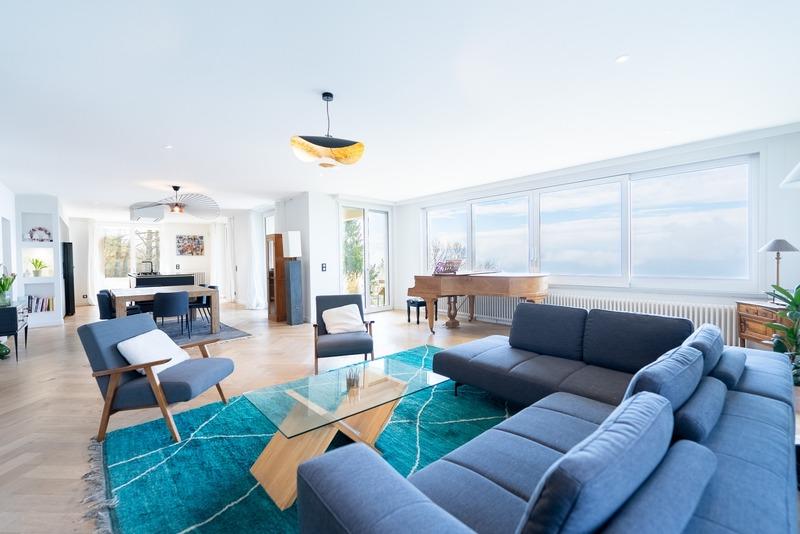 Maison - 246 m² - 6 pièces