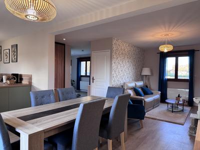 Maison traditionnelle - 135 m² - 5 pièces