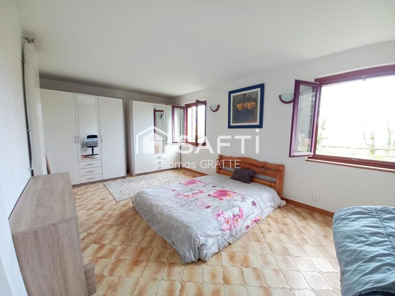 Maison - 144 m² - 6 pièces