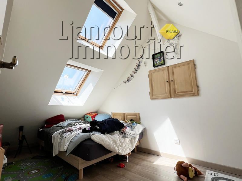 Maison - 144 m² - 6 pièces