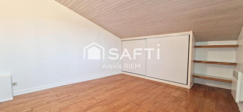 Maison - 210 m² - 6 pièces