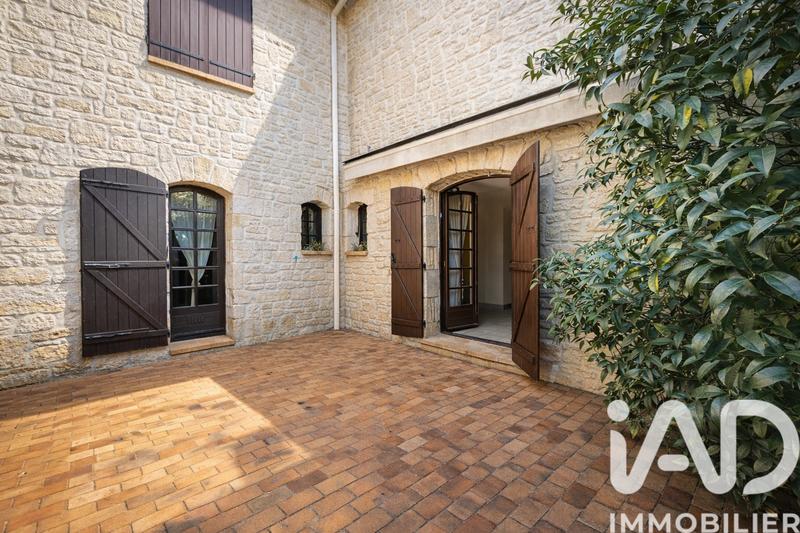 Maison de ville - 188 m² - 5 pièces