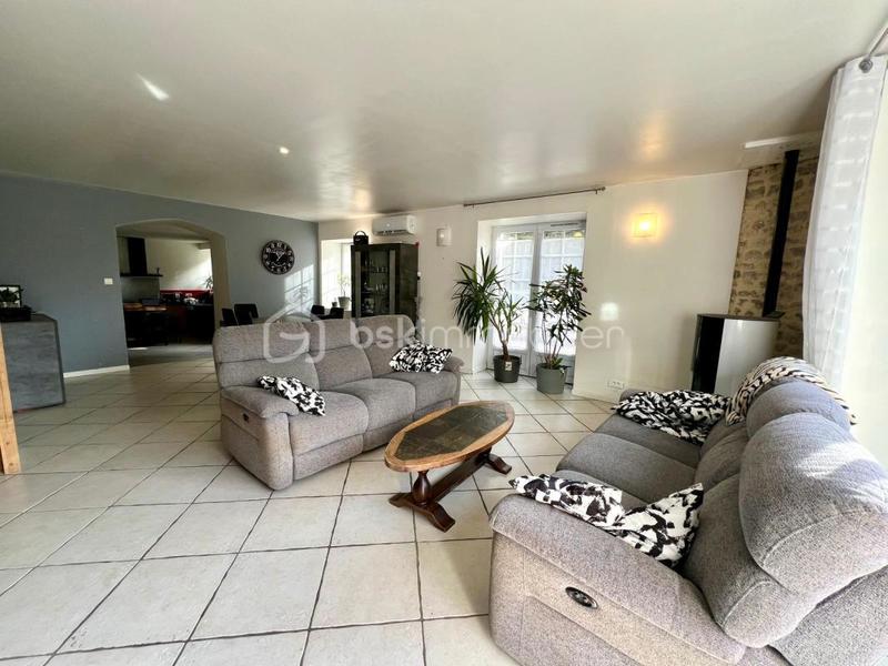 Maison en pierre - 110 m² - 5 pièces