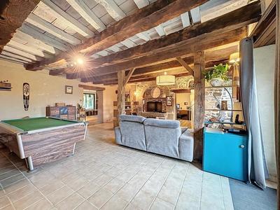 Maison en pierre - 172 m² - 7 pièces