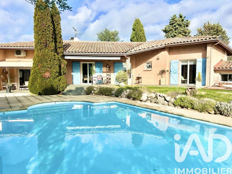 Maison - 161 m² - 5 pièces