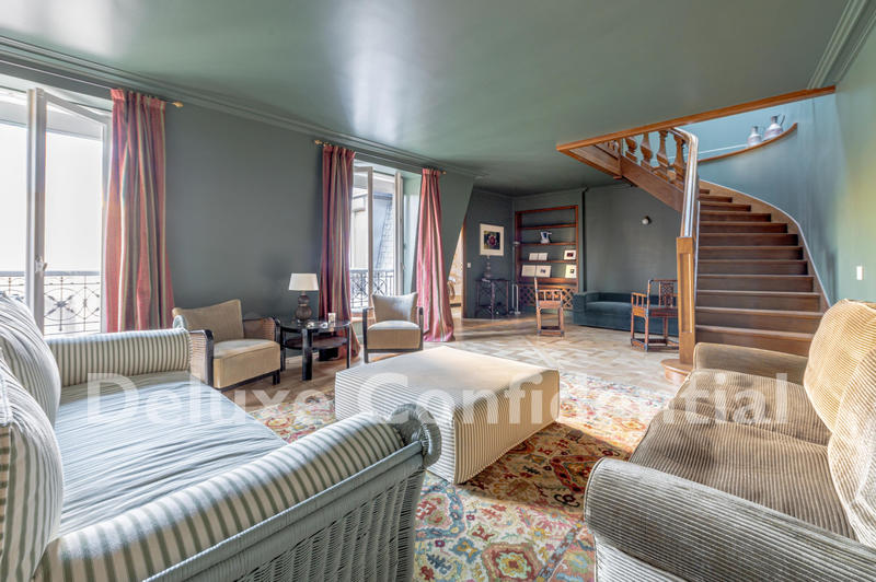 Appartement - 125 m² - 6 pièces