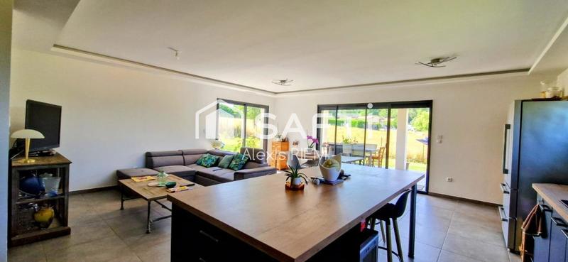 Maison - 100 m² - 4 pièces