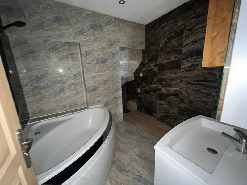 Appartement - 67 m² - 2 pièces