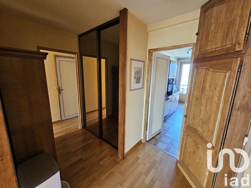 Appartement - 80 m² - 4 pièces