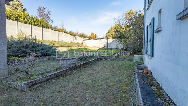 Maison traditionnelle - 78 m² - 4 pièces