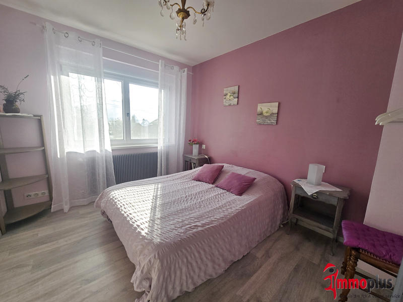 Maison - 137 m² - 7 pièces