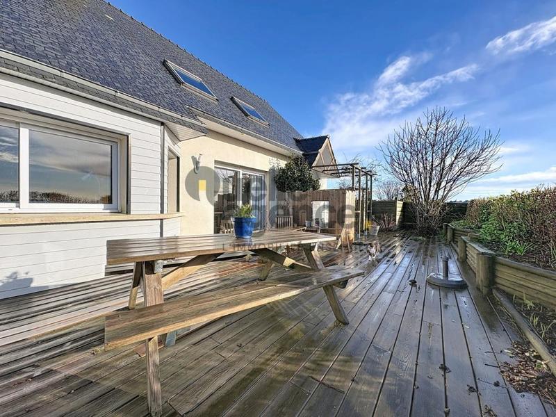 Maison - 175 m² - 6 pièces