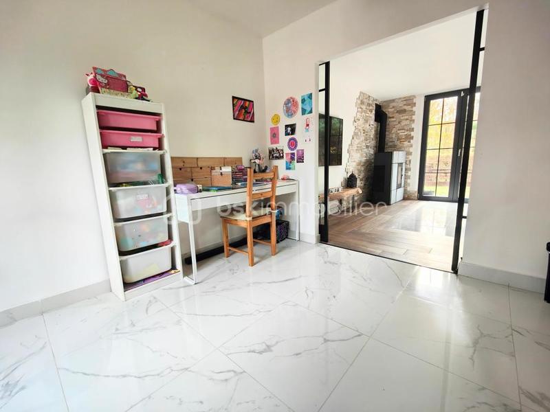 Maison - 224 m² - 14 pièces