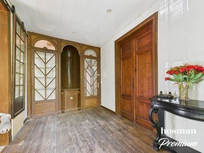 Maison - 300 m² - 10 pièces