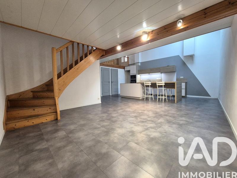 Maison - 231 m² - 8 pièces