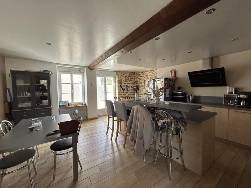 Maison ancienne - 158 m² - 6 pièces