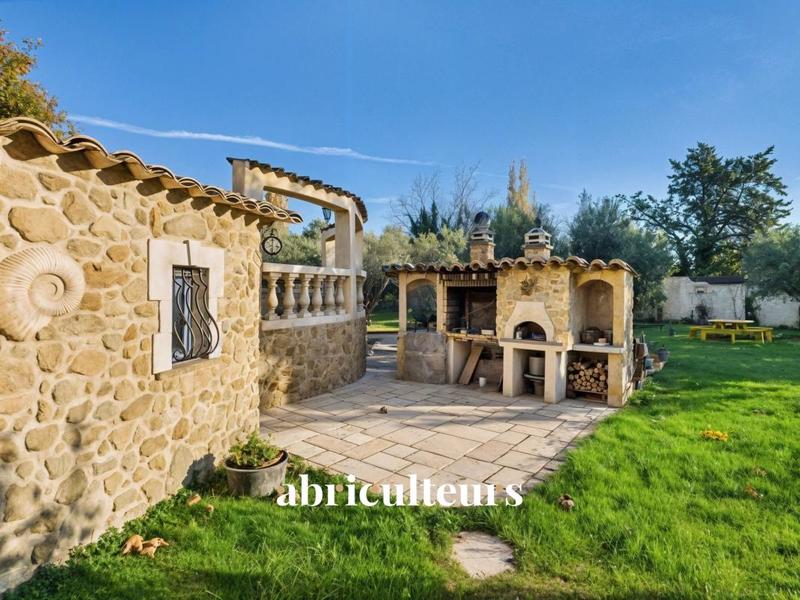 Maison ancienne - 180 m² - 7 pièces