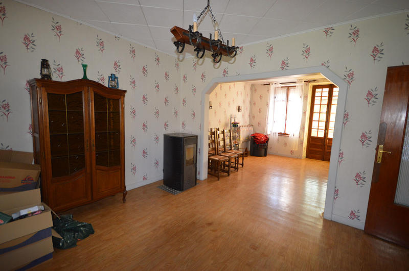 Maison - 95 m² - 5 pièces