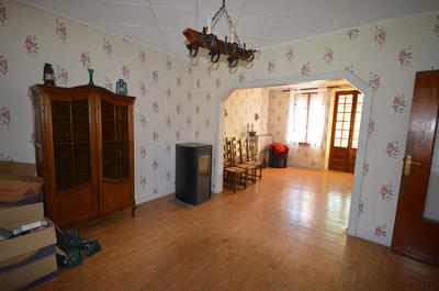 Maison - 95 m² - 5 pièces