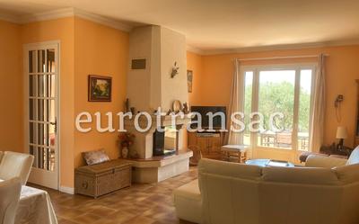 Maison - 137 m² - 4 pièces