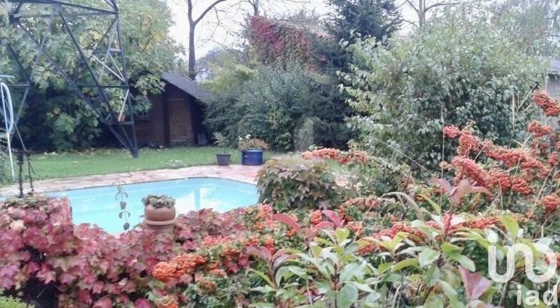 Maison - 180 m² - 7 pièces